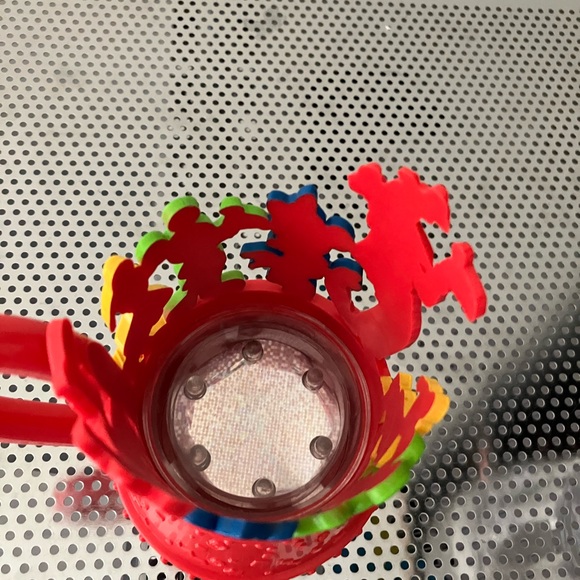 "Disney On Ice" 7" Tall Light Up Cup Mug w Mickey  Minnie, Goofy, Donald - Picture 8 of 8